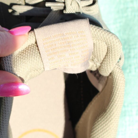 NWOT Nike Court Legacy Lift Leather Sage Green & White Platform Sneakers Size 11 - Picture 12 of 13